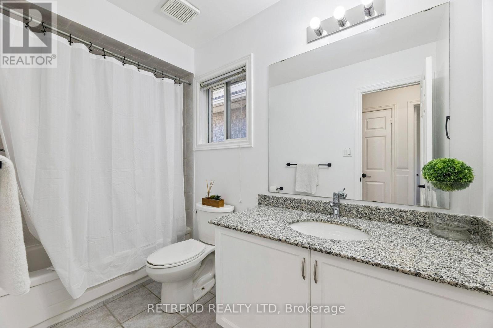 721 Swan Place, Pickering, Ontario  L1X 2V7 - Photo 18 - E12526208