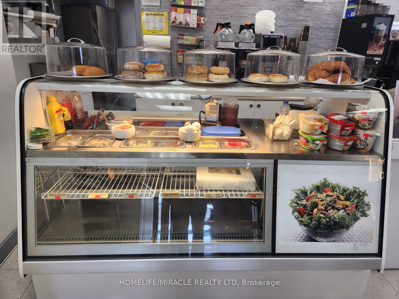 G11 - 2340 Dundas Street W, Toronto, Ontario M6P 4A9 - Photo 15 - W12525256