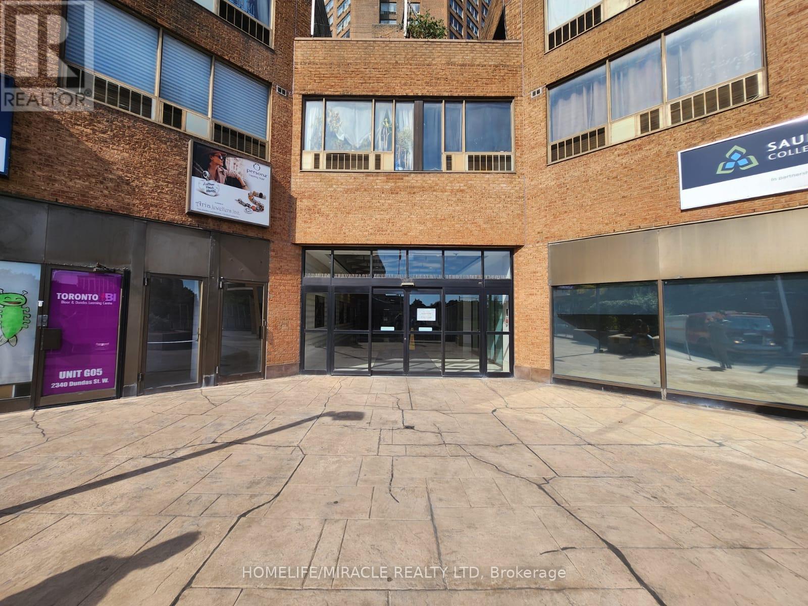 G11 - 2340 Dundas Street W, Toronto, Ontario M6P 4A9 - Photo 28 - W12525256