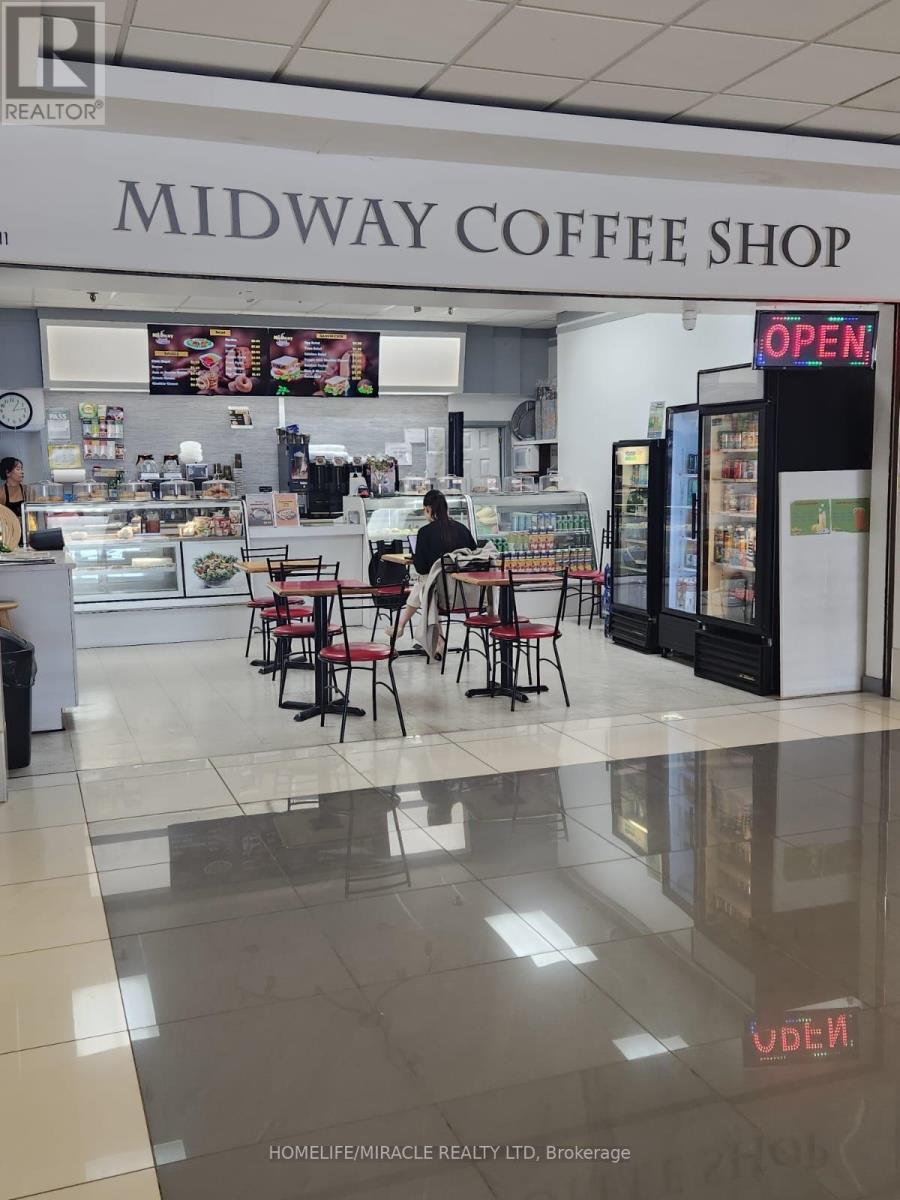 G11 - 2340 Dundas Street W, Toronto, Ontario M6P 4A9 - Photo 8 - W12525256