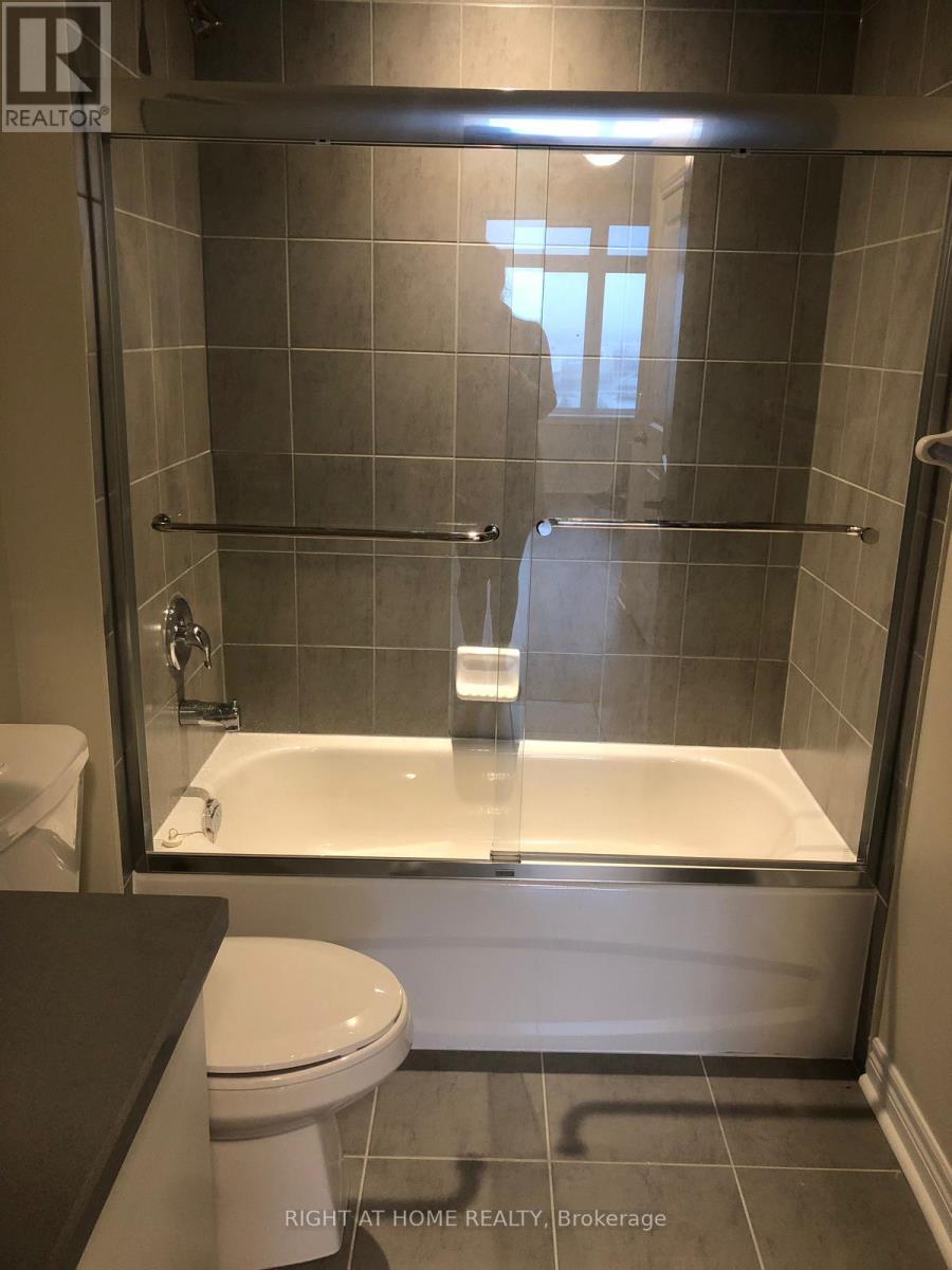 520 - 39 New Delhi Drive S, Markham, Ontario  L3S 0E1 - Photo 4 - N12526202