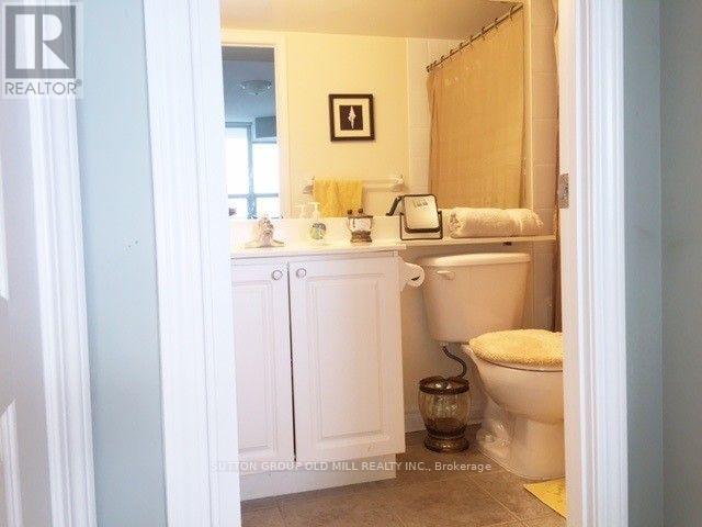 1504 - 1 Elm Drive W, Mississauga, Ontario  L5B 4M1 - Photo 6 - W12526206