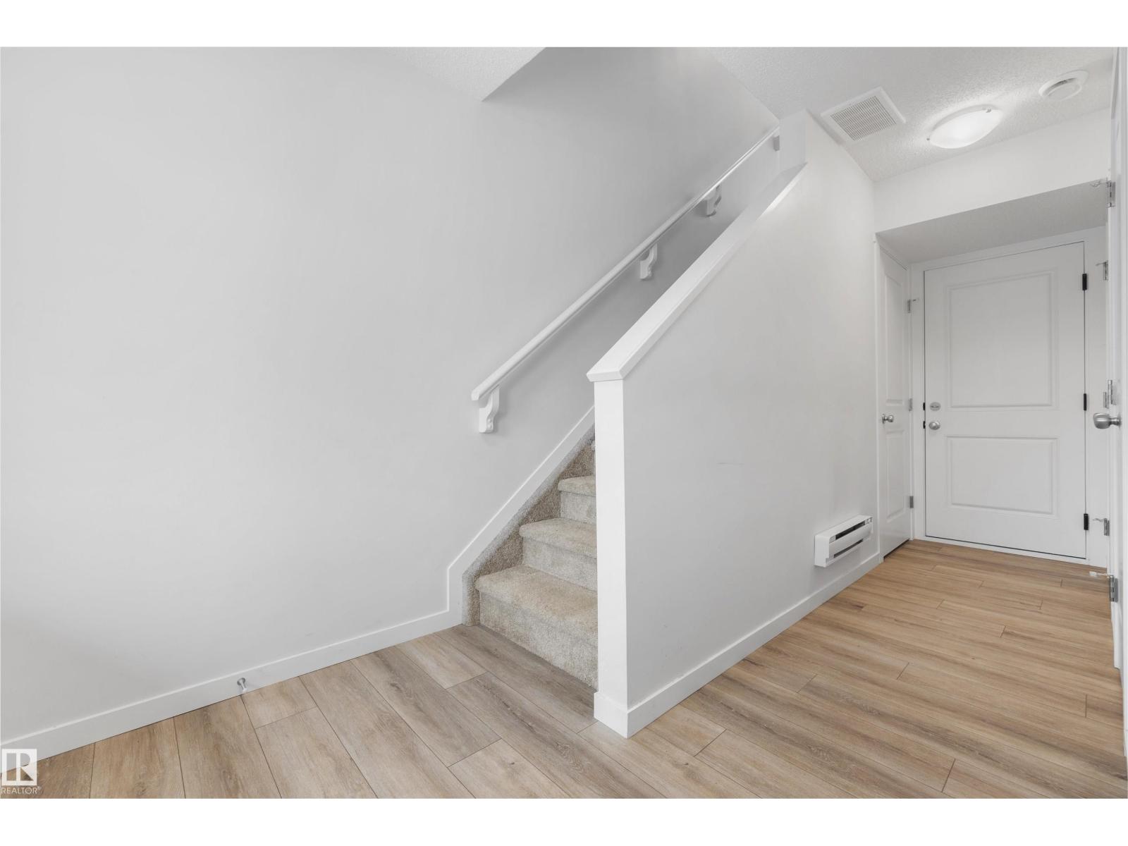 154 Secord Dr Nw, Edmonton, Alberta  T5T 7N9 - Photo 11 - E4465226