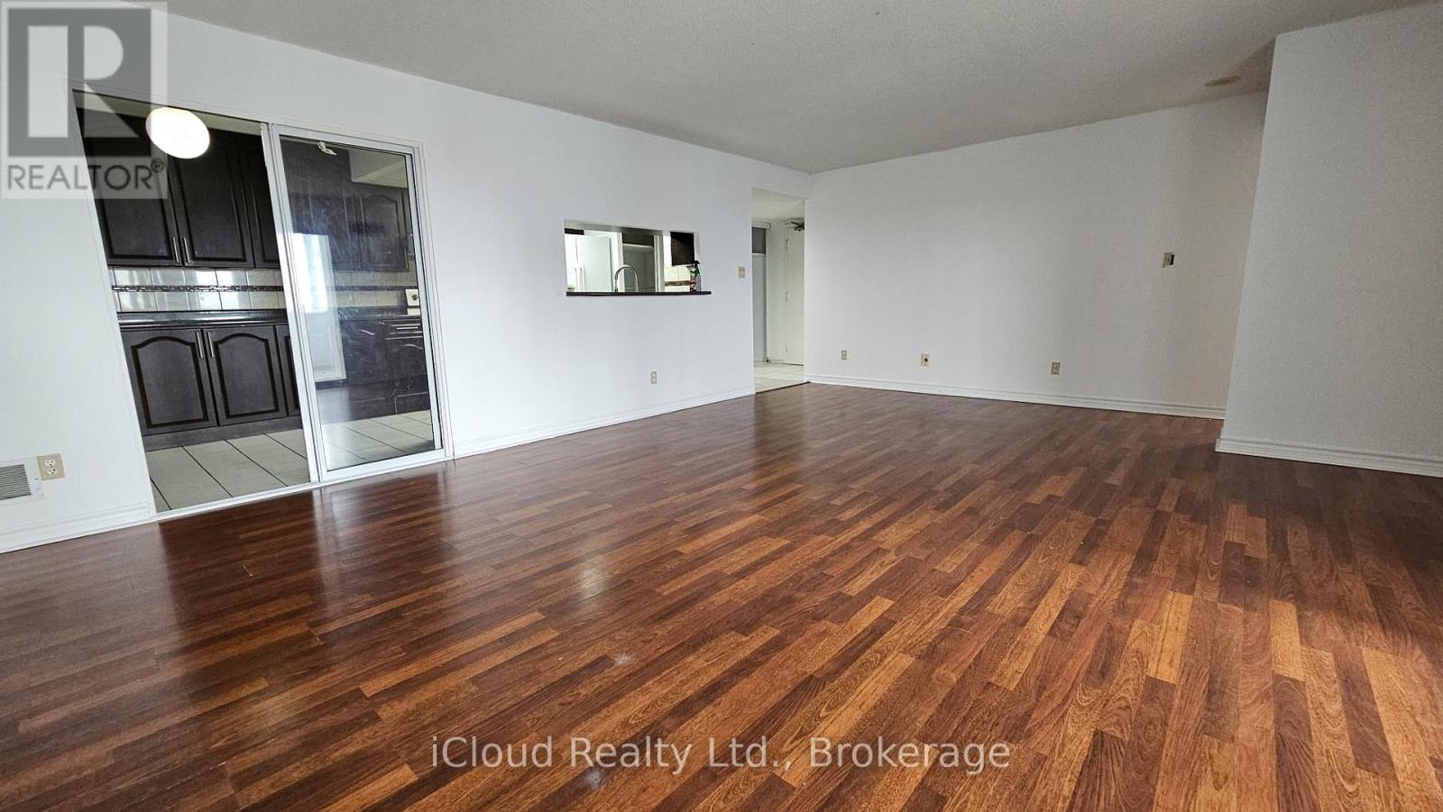 1507 - 80 Alton Towers Circle, Toronto, Ontario M1V 5E8 - Photo 3 - E12503690