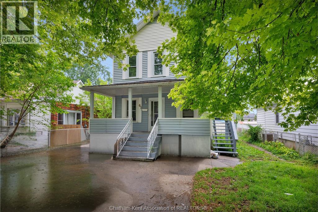 MLS# 25024936: 61 Baxter STREET, Chatham, Canada