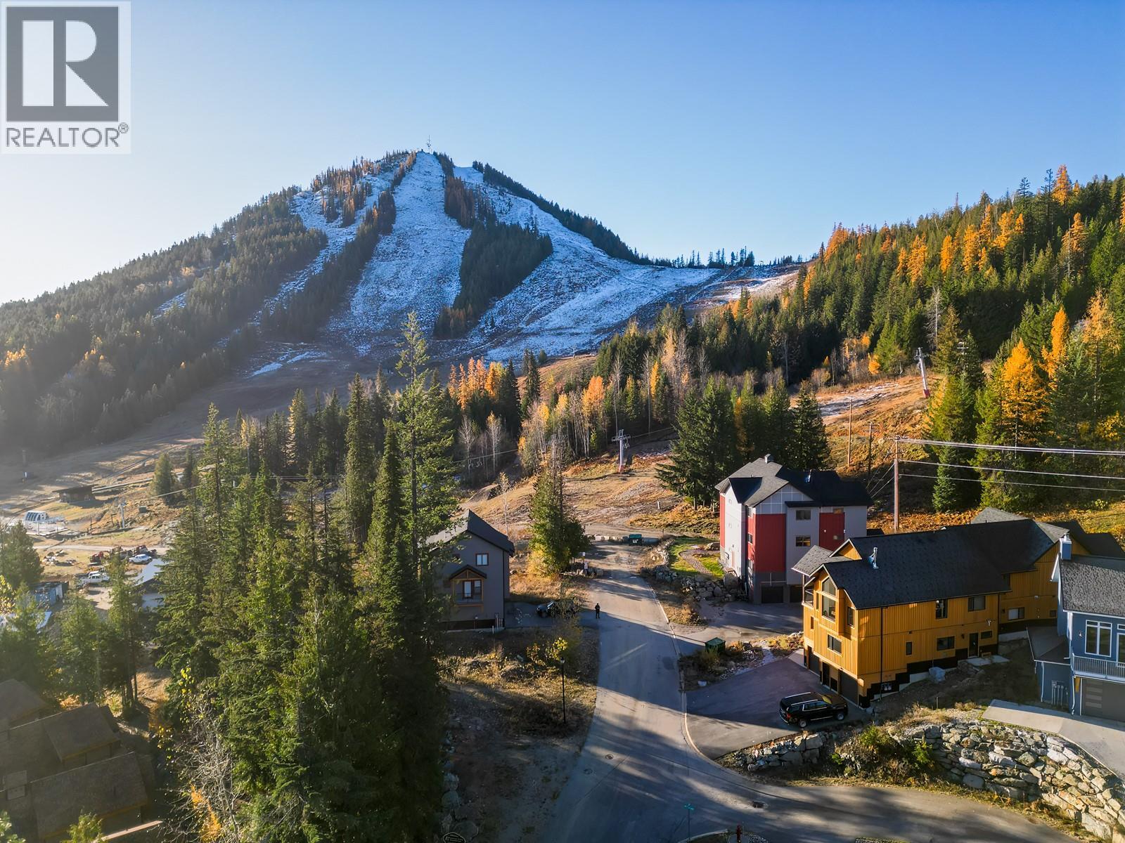 2001 Crest Road Unit# B, Rossland, British Columbia  V0G 1Y0 - Photo 8 - 10366877