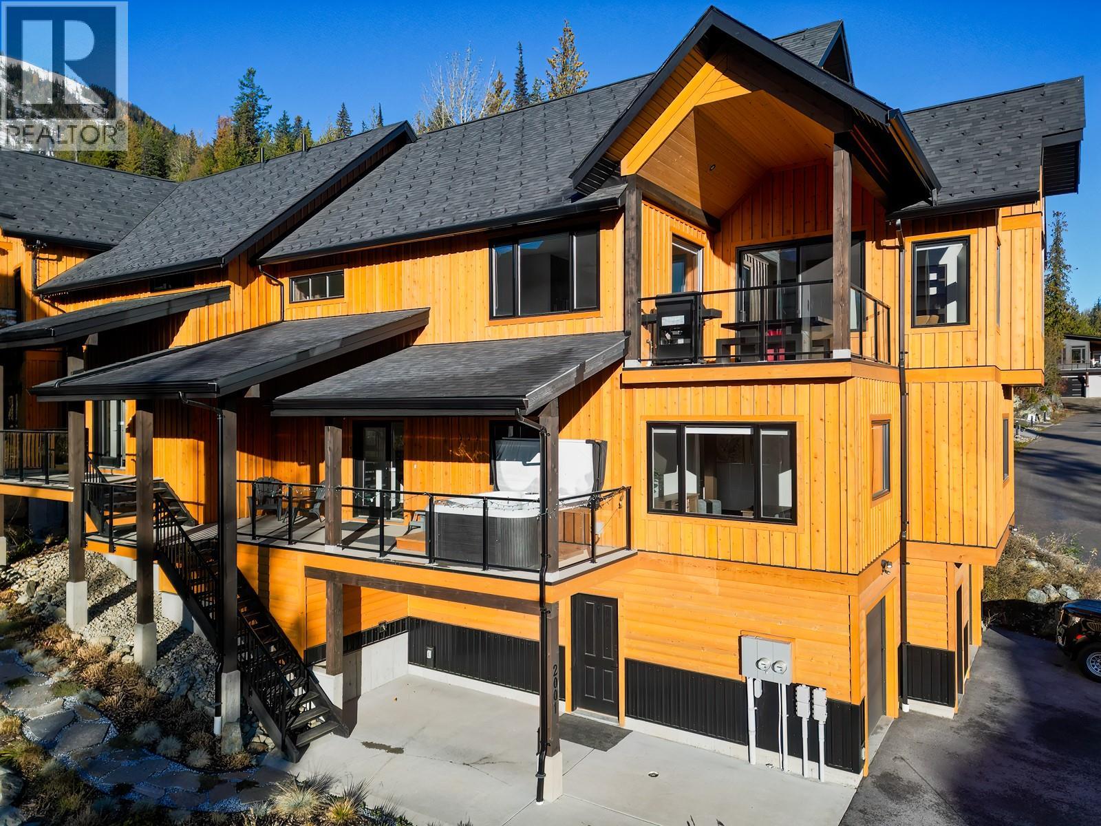 2001 Crest Road Unit# B, Rossland, British Columbia  V0G 1Y0 - Photo 12 - 10366877