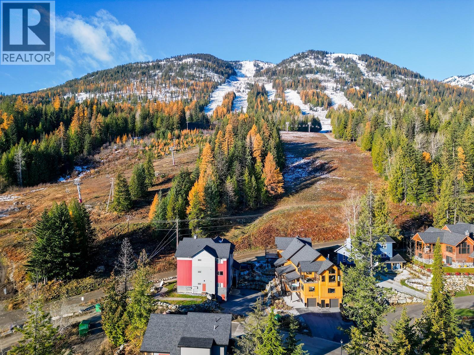 2001 Crest Road Unit# B, Rossland, British Columbia  V0G 1Y0 - Photo 2 - 10366877