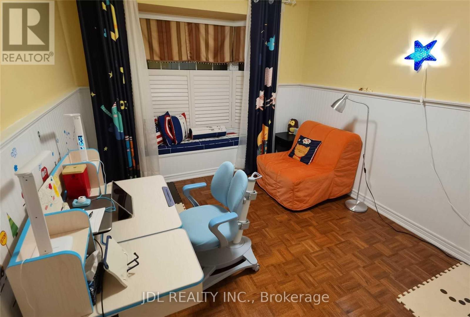 5 Pitney Avenue, Richmond Hill, Ontario  L4E 4Y6 - Photo 20 - N12526236