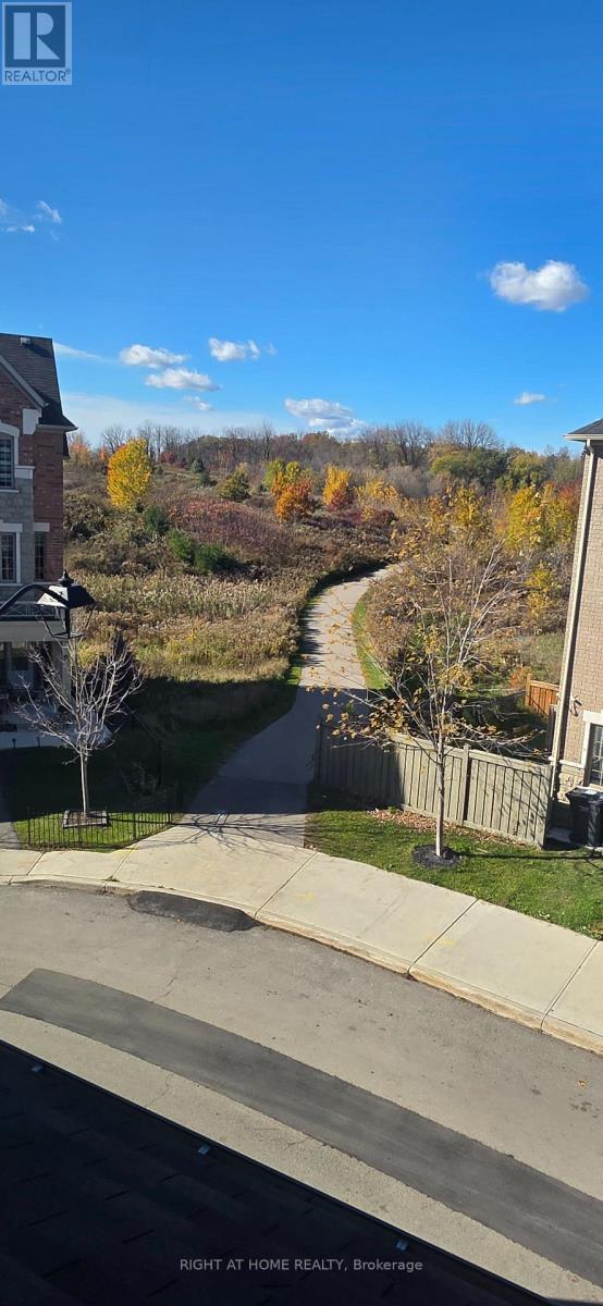 27 Shiff Cres, Brampton, Ontario  L6Z 0B4 - Photo 10 - W12526228