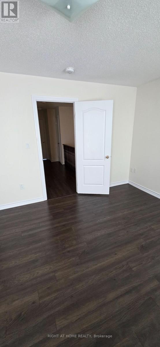 27 Shiff Cres, Brampton, Ontario  L6Z 0B4 - Photo 19 - W12526228