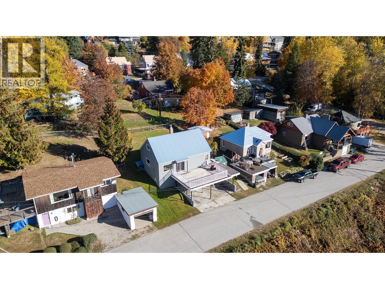 2130 Victoria Avenue, Rossland, British Columbia  V0G 1Y0 - Photo 37 - 10367439