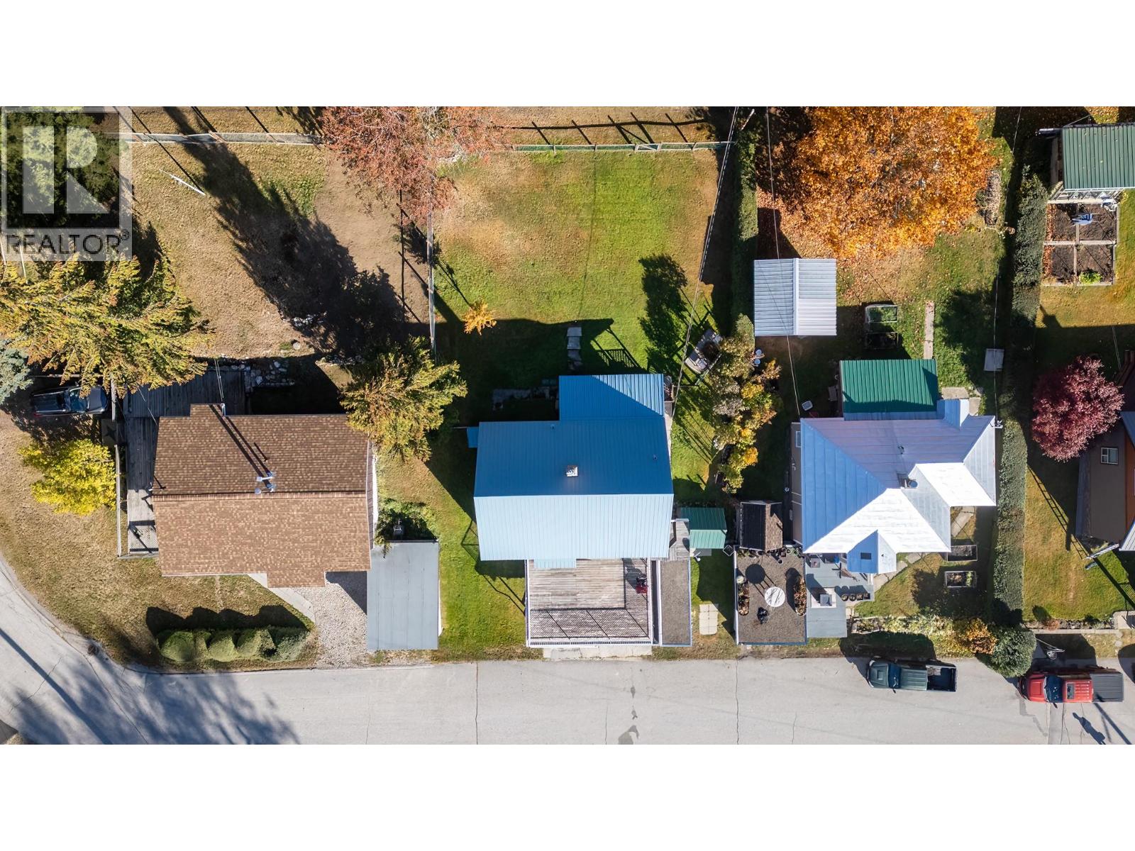 2130 Victoria Avenue, Rossland, British Columbia  V0G 1Y0 - Photo 38 - 10367439