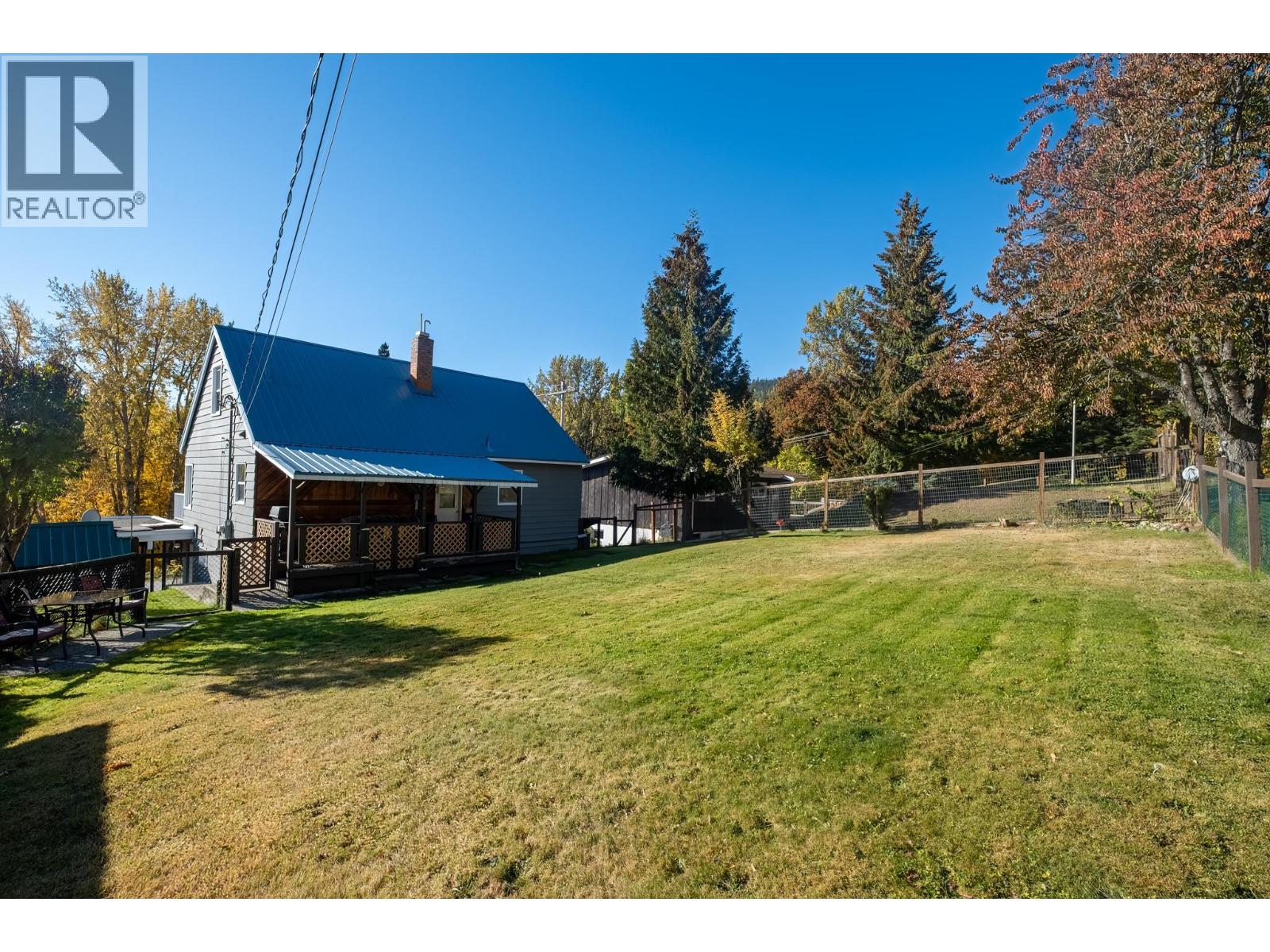 2130 Victoria Avenue, Rossland, British Columbia  V0G 1Y0 - Photo 42 - 10367439