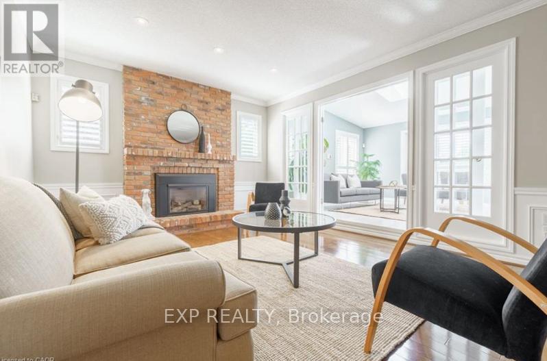 19 Honeysuckle Crescent, Hamilton, Ontario  L9K 1A9 - Photo 19 - X12526224