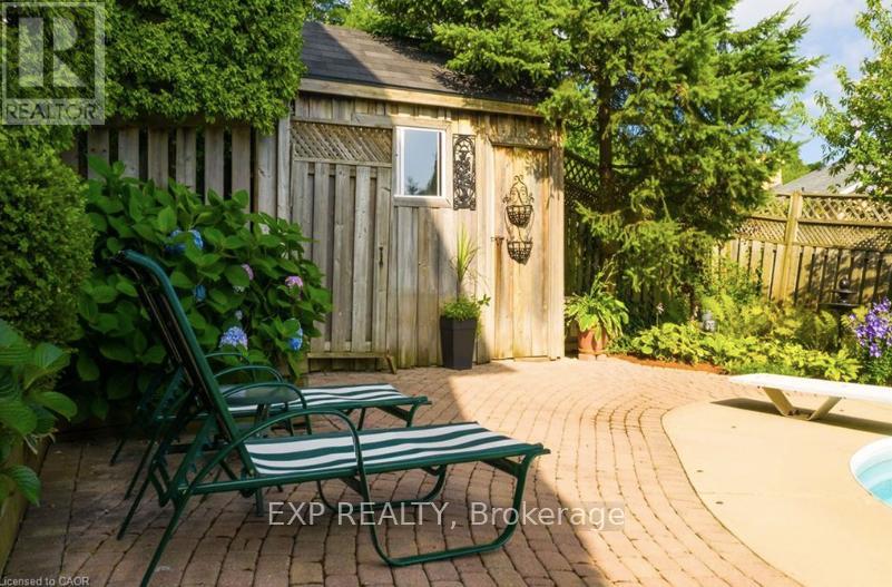 19 Honeysuckle Crescent, Hamilton, Ontario  L9K 1A9 - Photo 39 - X12526224