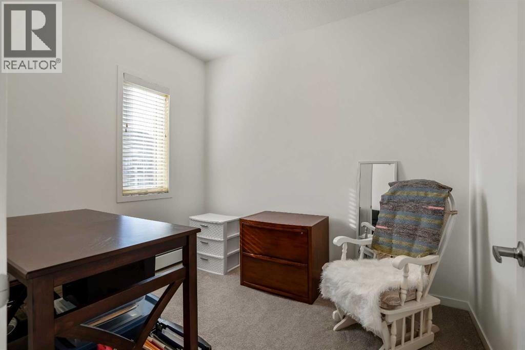 402, 30 Mahogany Mews Se, Calgary, Alberta  T3M 3M4 - Photo 18 - A2266765
