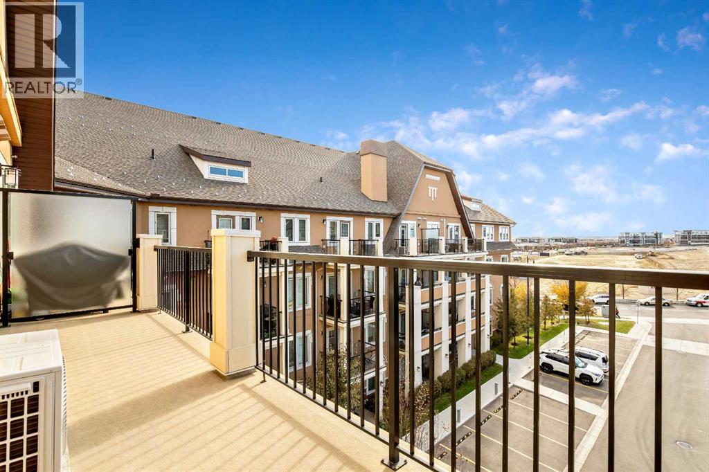402, 30 Mahogany Mews Se, Calgary, Alberta  T3M 3M4 - Photo 3 - A2266765