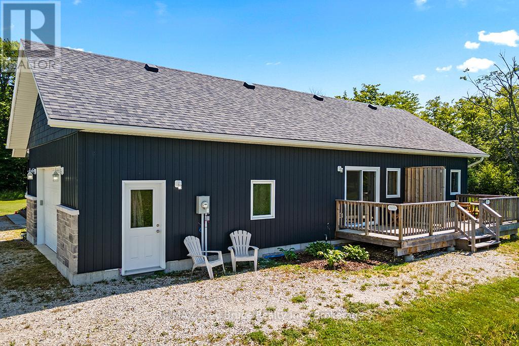 1379 West Road, Northern Bruce Peninsula, Ontario N0H 1W0 - Photo 42 - X12526262