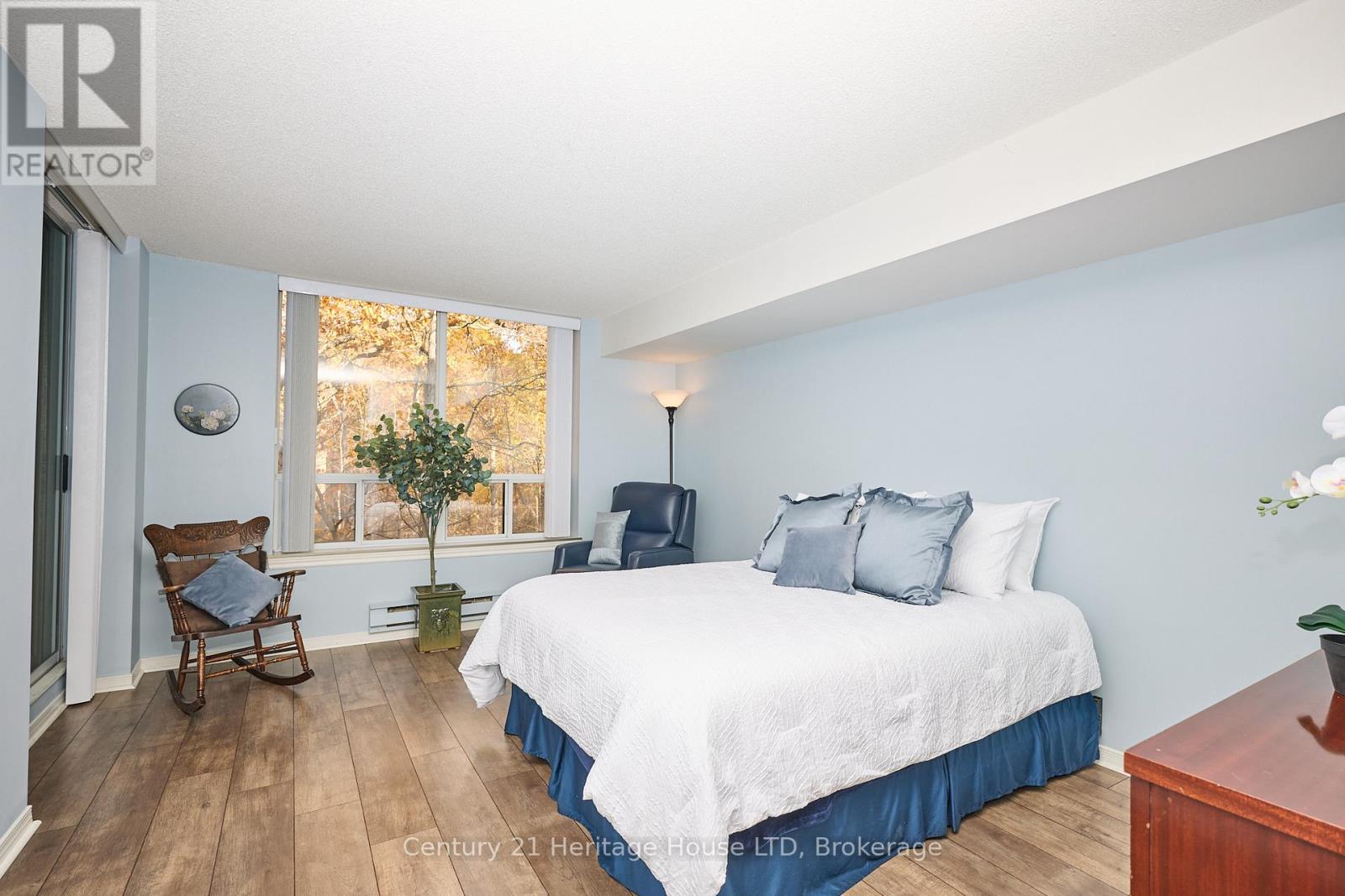 317 - 8111 Forest Glen Drive, Niagara Falls, Ontario  L2H 2Y7 - Photo 15 - X12342001