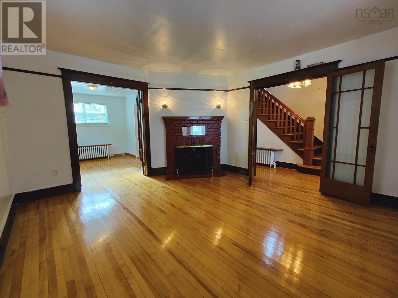 32 Mercer Street, Sydney, Nova Scotia