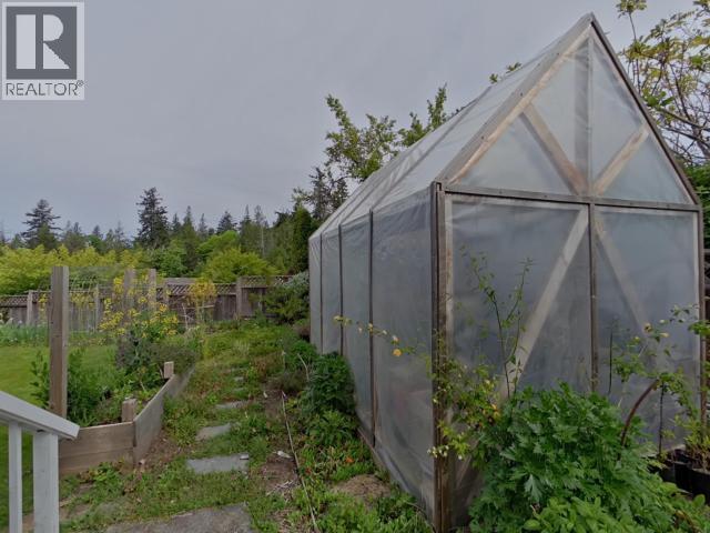 6885 Lesley Cres, Powell River, British Columbia   - Photo 45 - 19394