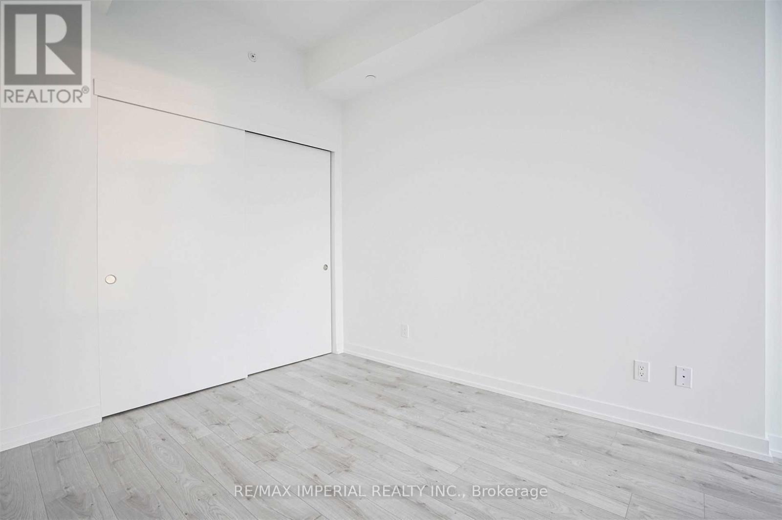 3711 - 161 Roehampton Avenue W, Toronto, Ontario  M4P 0C8 - Photo 10 - C12449340