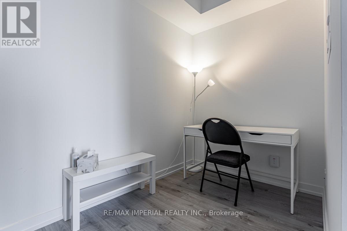 3711 - 161 Roehampton Avenue W, Toronto, Ontario  M4P 0C8 - Photo 22 - C12449340