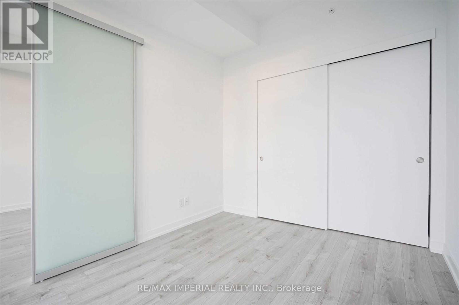 3711 - 161 Roehampton Avenue W, Toronto, Ontario  M4P 0C8 - Photo 9 - C12449340