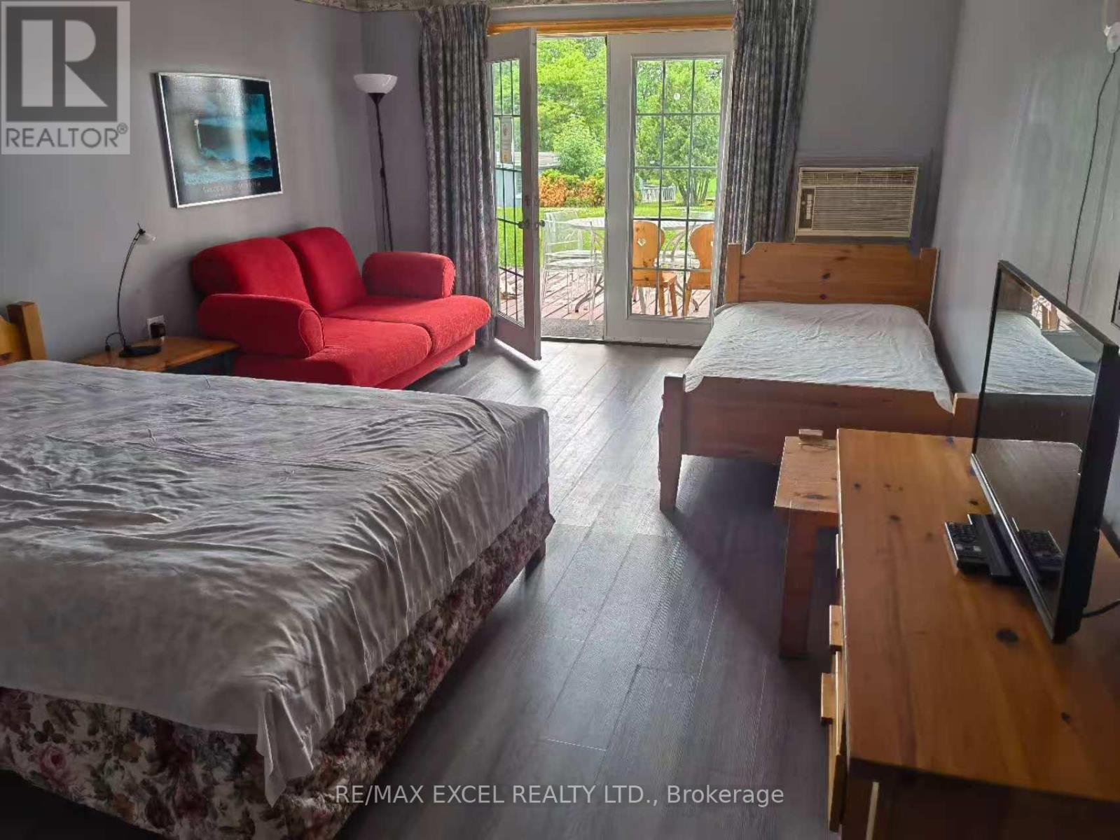 100 Alcove Drive, Tay, Ontario  L0K 1S0 - Photo 4 - S12526260