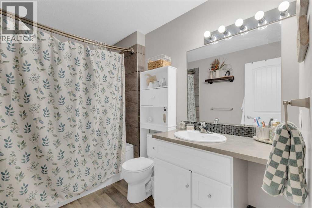 25 Erickson Drive, Red Deer, Alberta  T4R 1X8 - Photo 11 - A2267934