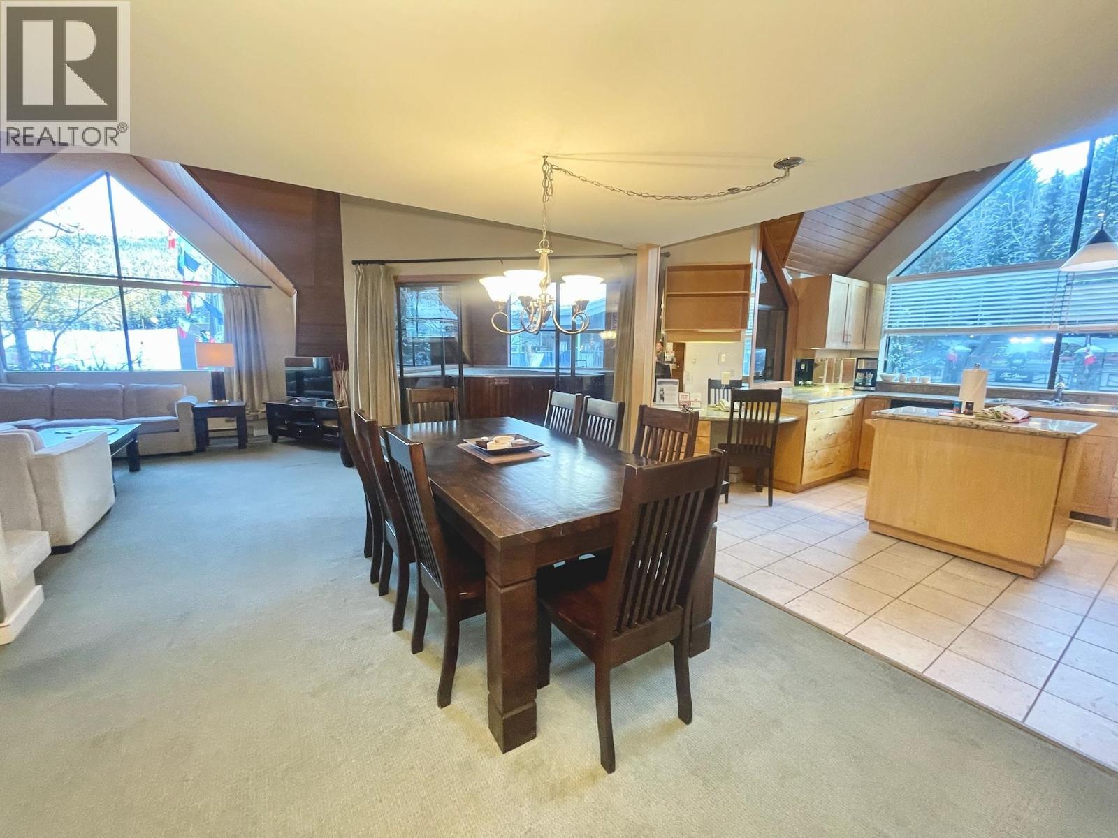 906 Week 47-4293 Mountain Square, Whistler, British Columbia  V8E 1B8 - Photo 12 - R3065977