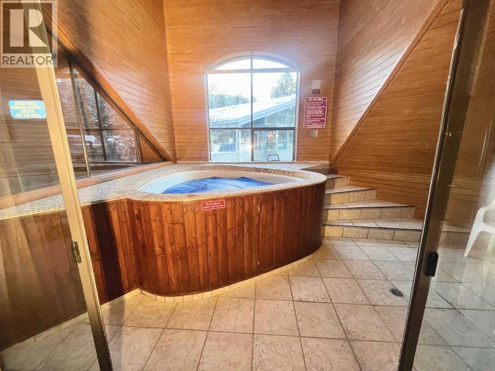 906 Week 47-4293 Mountain Square, Whistler, British Columbia  V8E 1B8 - Photo 14 - R3065977