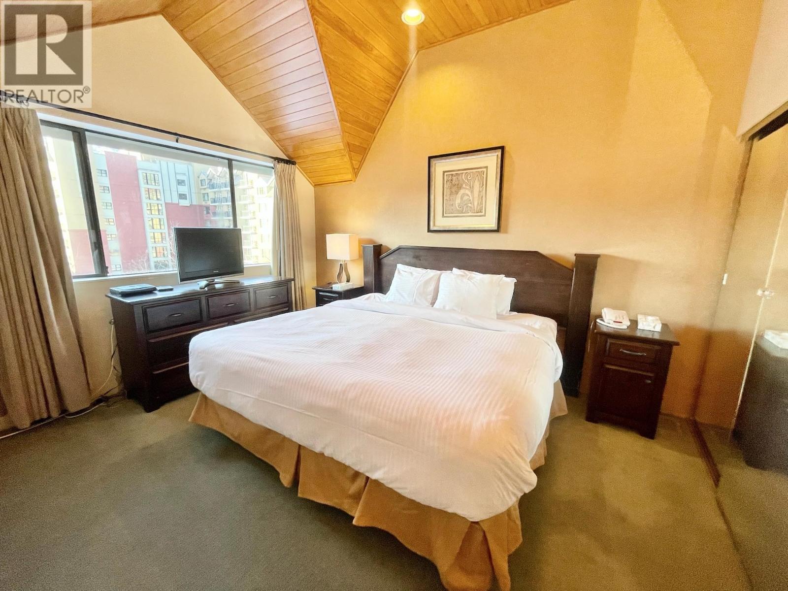 906 Week 47-4293 Mountain Square, Whistler, British Columbia  V8E 1B8 - Photo 30 - R3065977