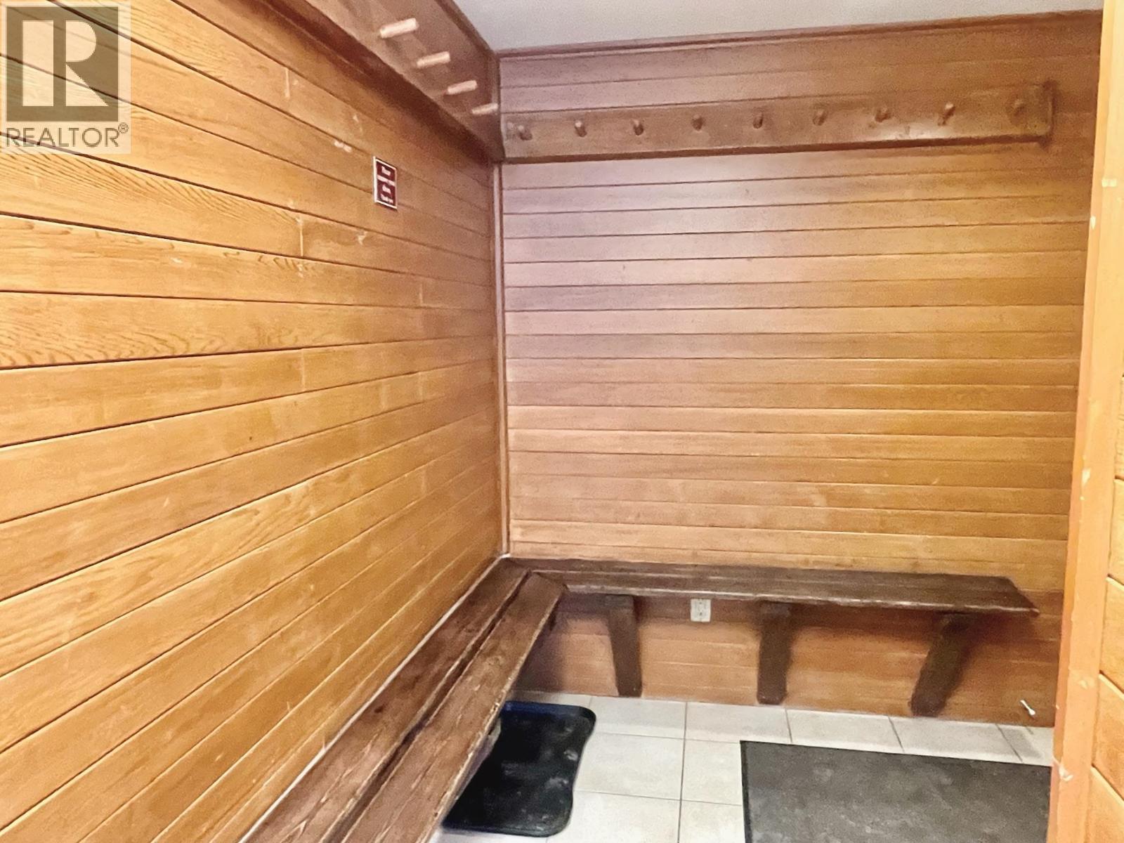 906 Week 47-4293 Mountain Square, Whistler, British Columbia  V8E 1B8 - Photo 4 - R3065977