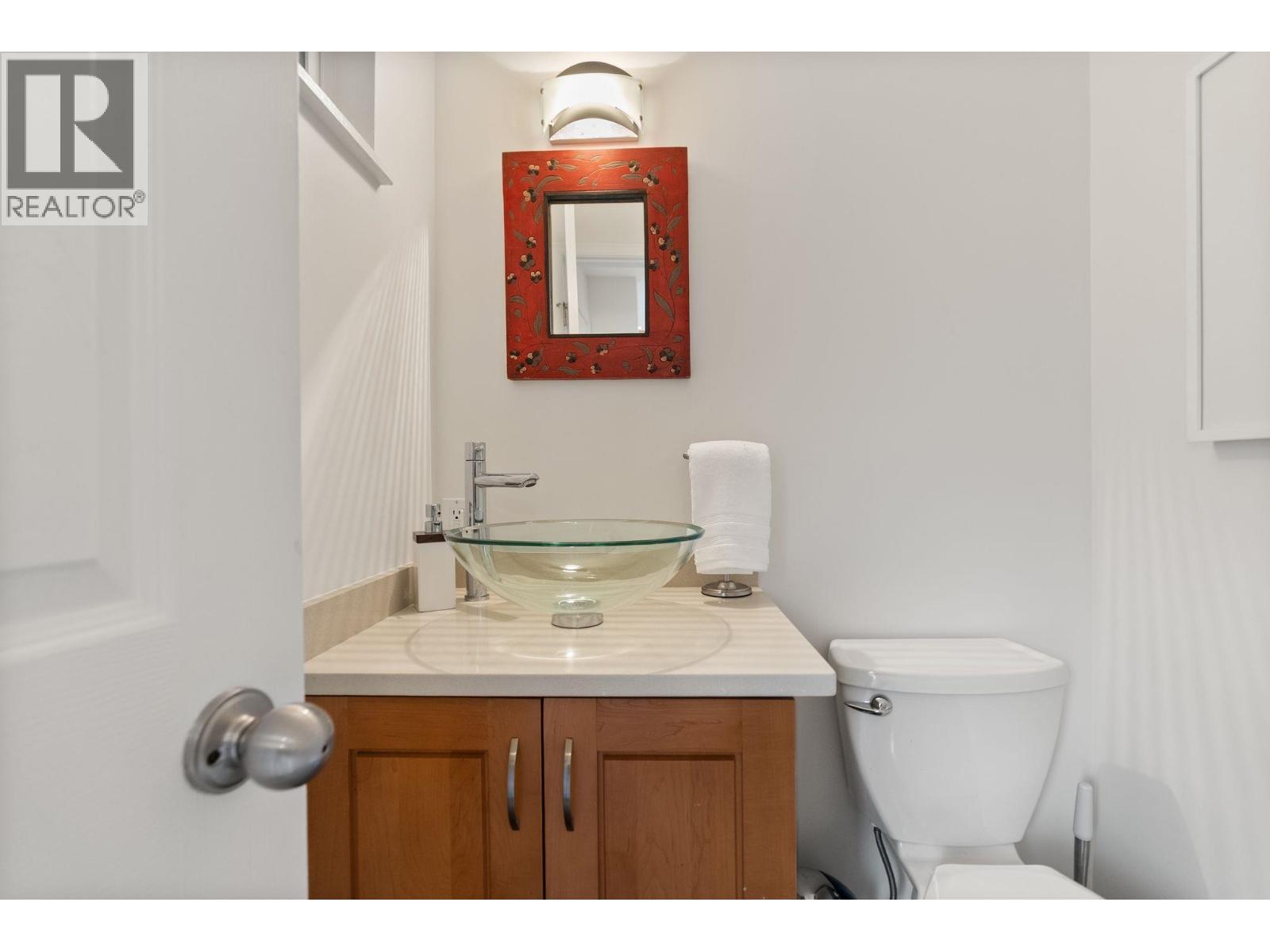 2307 Mountain Highway, North Vancouver, British Columbia  V7J 2N2 - Photo 12 - R3065978