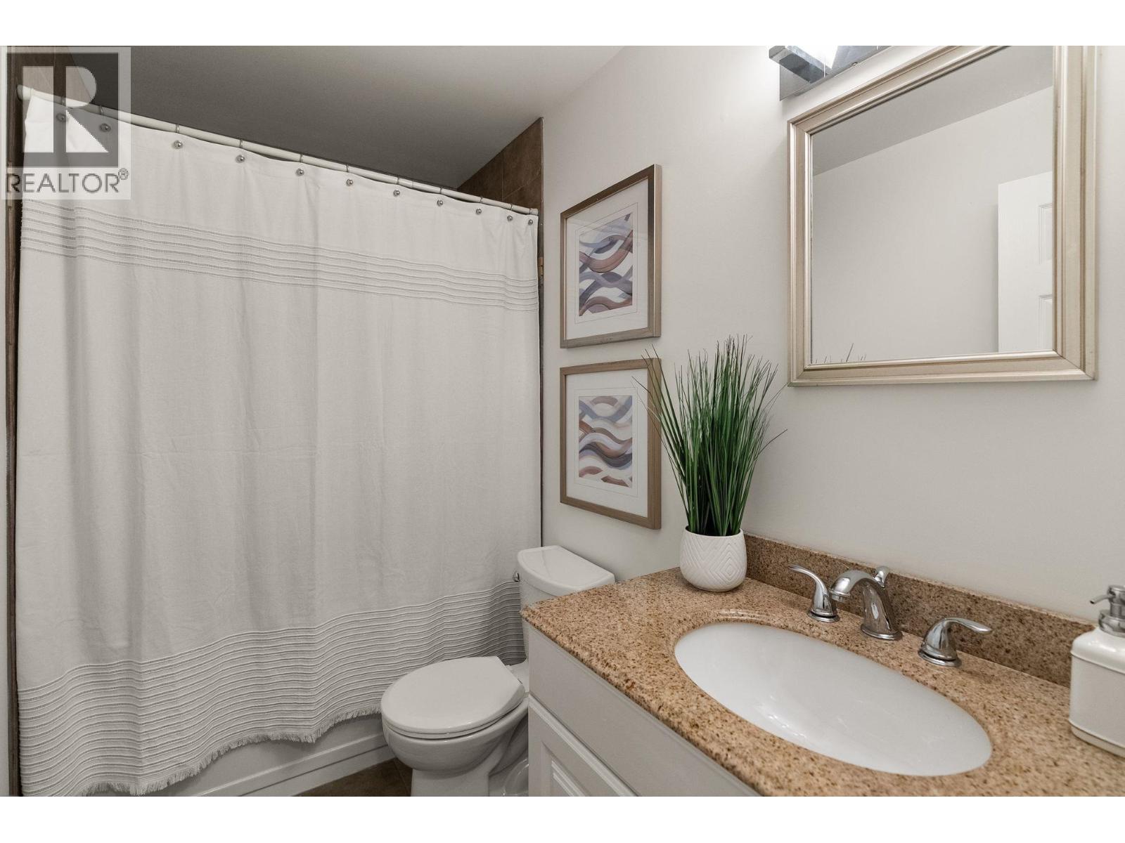 2307 Mountain Highway, North Vancouver, British Columbia  V7J 2N2 - Photo 18 - R3065978