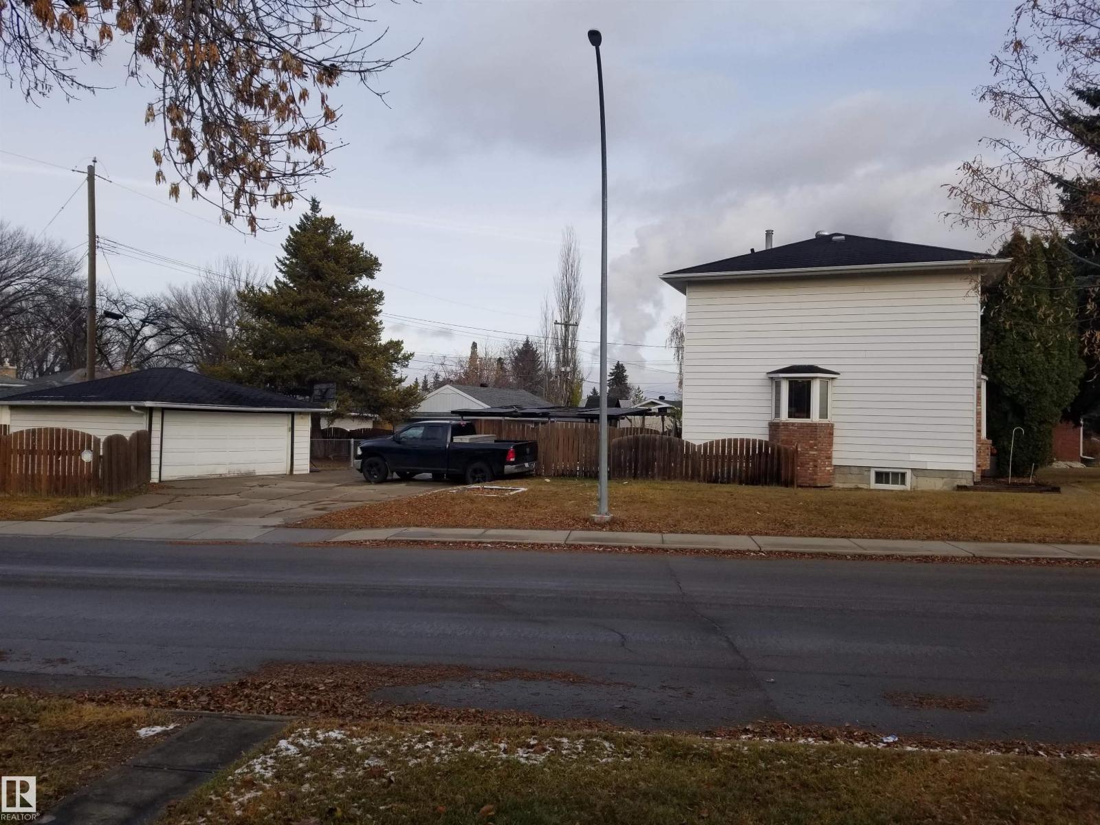 7524 95 Av Nw, Edmonton, Alberta  T6C 1X5 - Photo 5 - E4465229