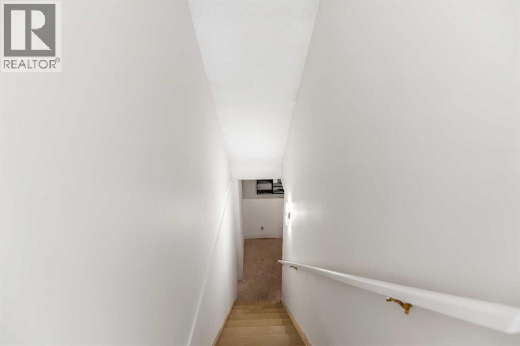 14 Woodhill Road Sw, Calgary, Alberta  T2W 3P2 - Photo 27 - A2269834