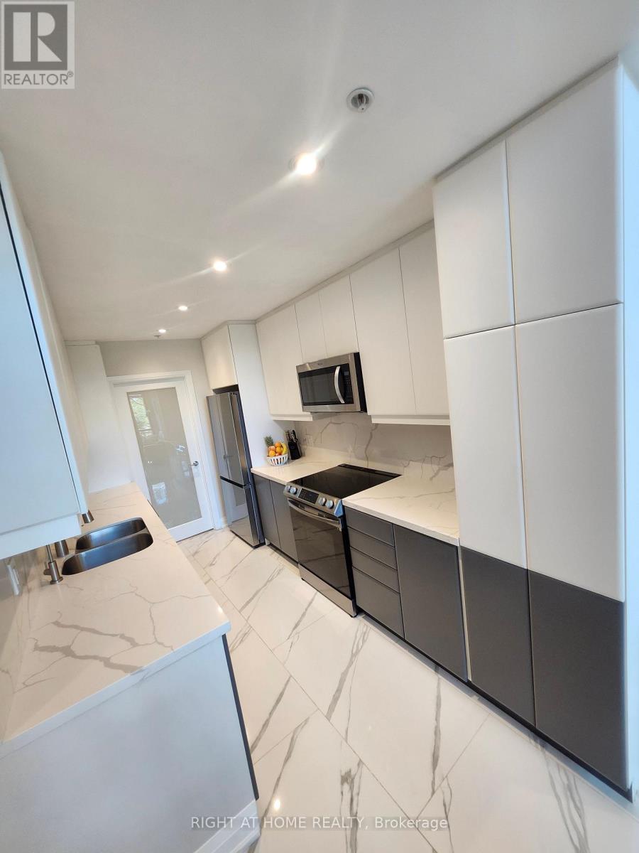 109 - 65 Yorkland Boulevard, Brampton, Ontario  L6P 4M5 - Photo 17 - W12526264