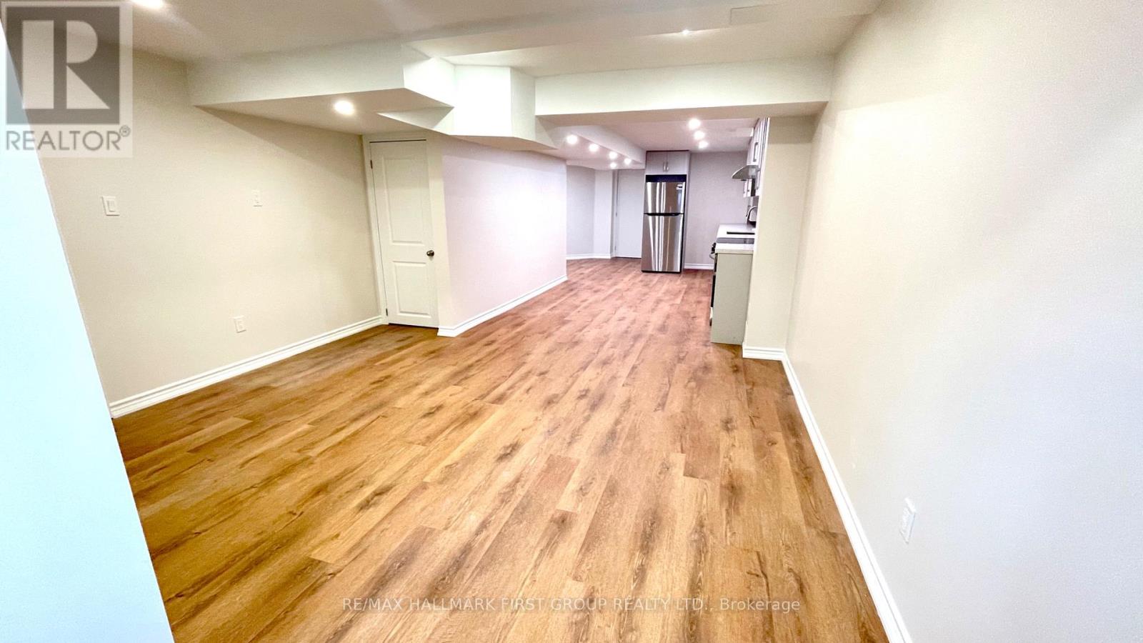 61 Lent Crescent, Brampton, Ontario  L6Y 4X7 - Photo 13 - W12526268