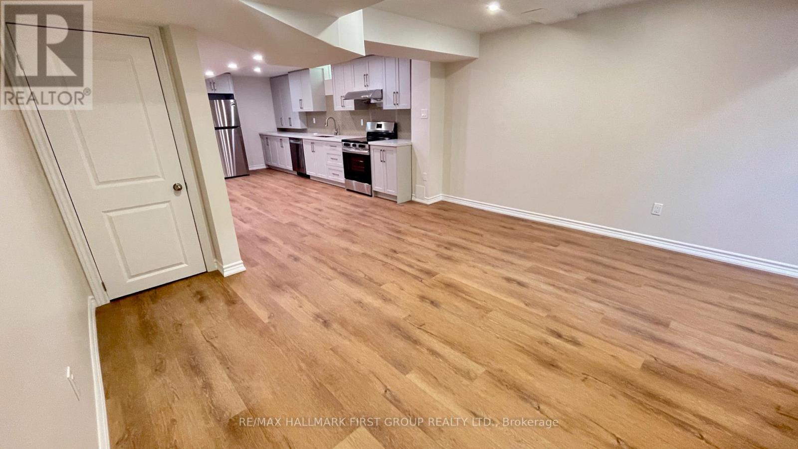 61 Lent Crescent, Brampton, Ontario  L6Y 4X7 - Photo 14 - W12526268