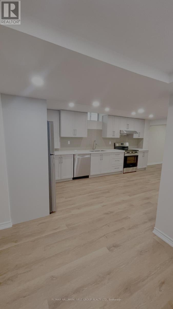 61 Lent Crescent, Brampton, Ontario  L6Y 4X7 - Photo 15 - W12526268