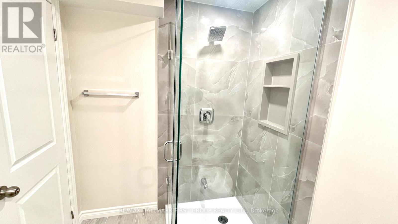 61 Lent Crescent, Brampton, Ontario  L6Y 4X7 - Photo 27 - W12526268