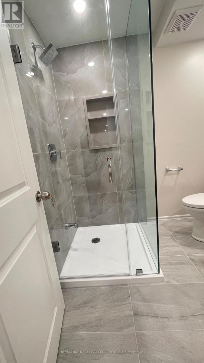 61 Lent Crescent, Brampton, Ontario  L6Y 4X7 - Photo 29 - W12526268