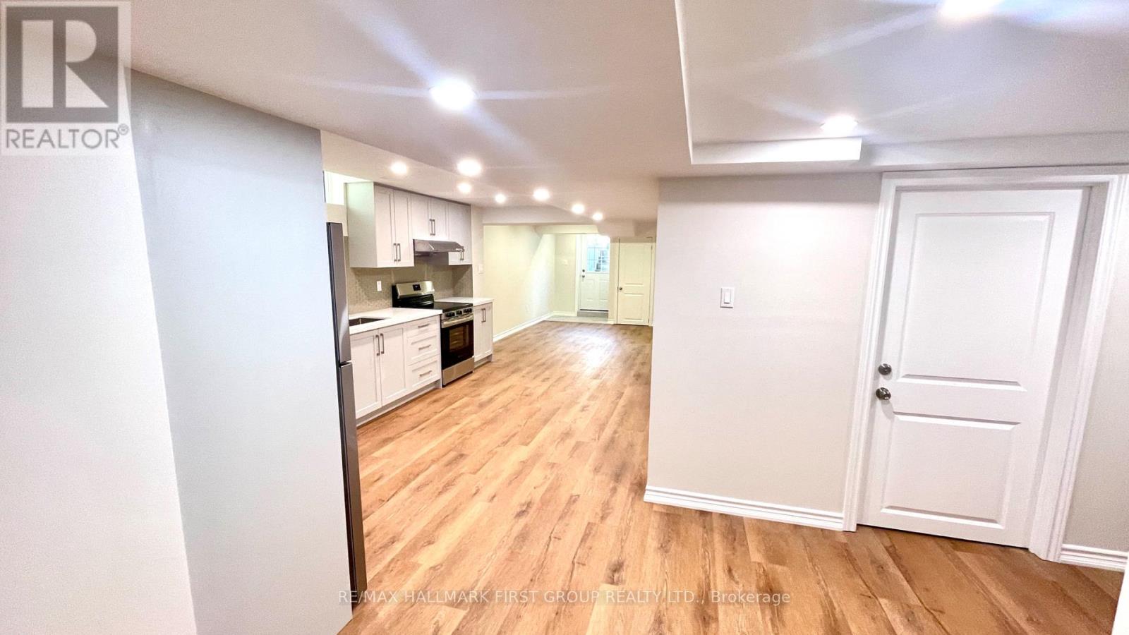 61 Lent Crescent, Brampton, Ontario  L6Y 4X7 - Photo 32 - W12526268