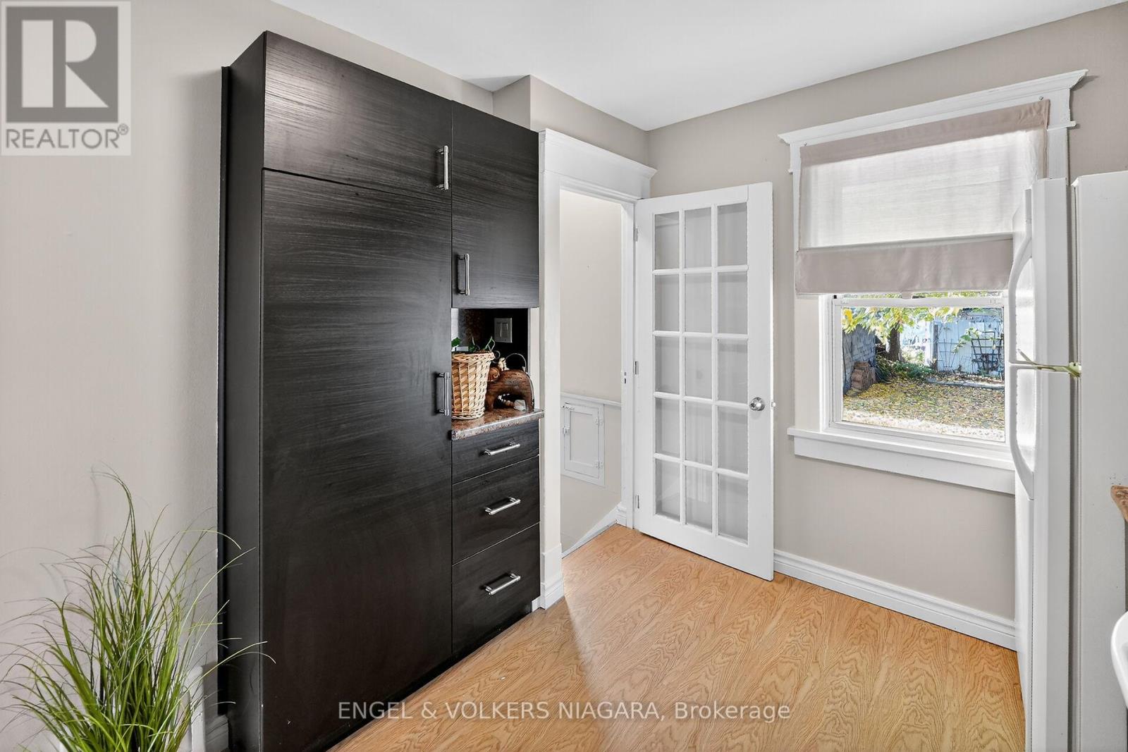 141 Cope Street, Hamilton, Ontario  L8H 5B3 - Photo 21 - X12526278