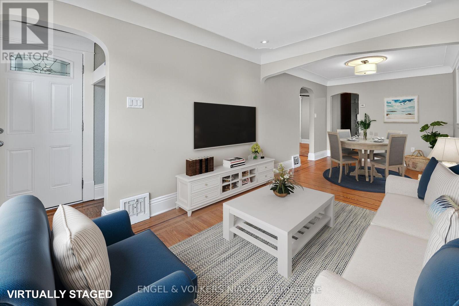 141 Cope Street, Hamilton, Ontario  L8H 5B3 - Photo 5 - X12526278