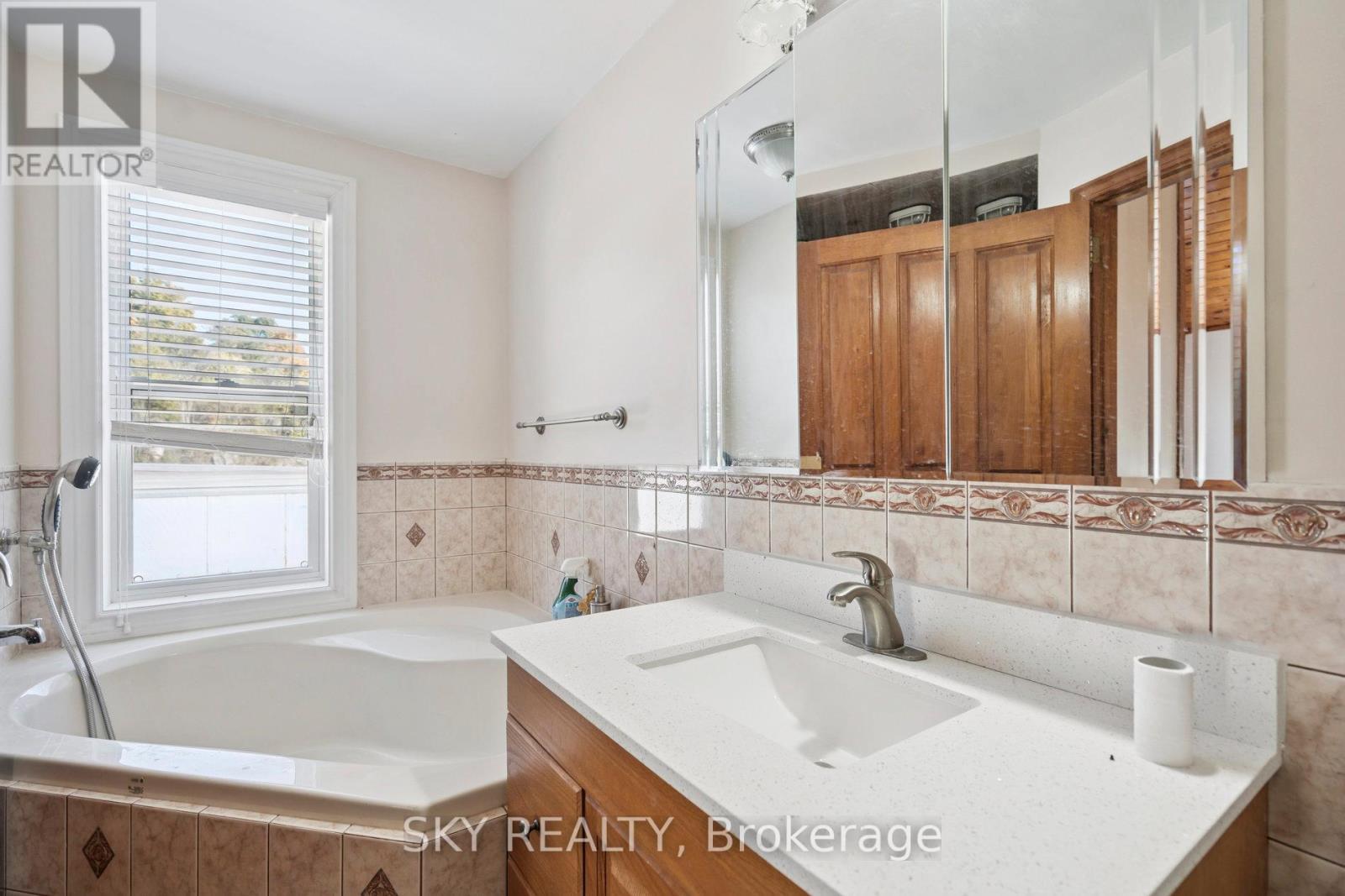 12478 5th (Fifth) Line, Halton Hills, Ontario  L0P 1H0 - Photo 18 - W12526046