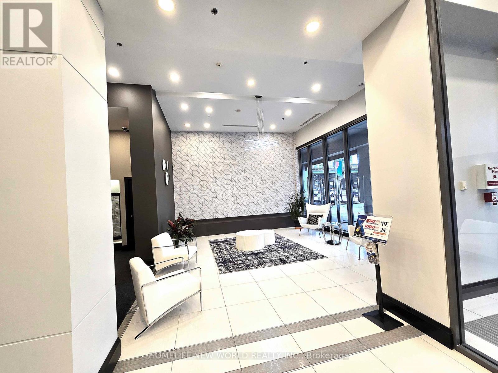 1819 - 25 Lower Simcoe Street, Toronto, Ontario  M5J 3A1 - Photo 4 - C12526280